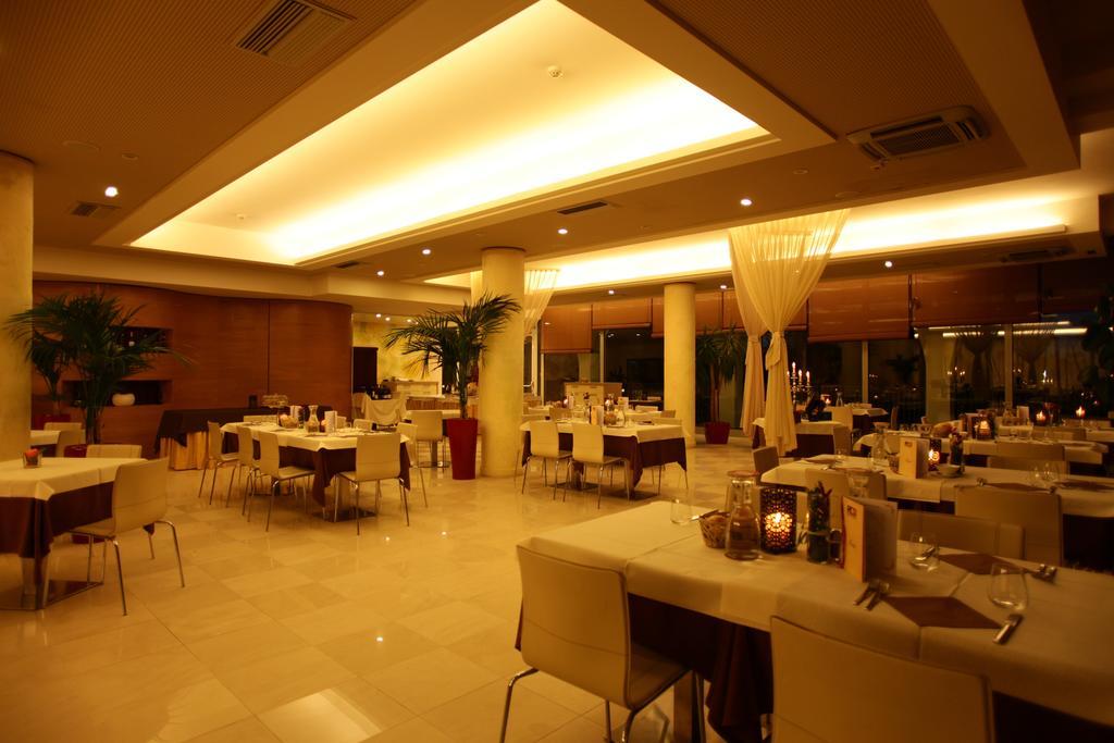 Hotel Rivus